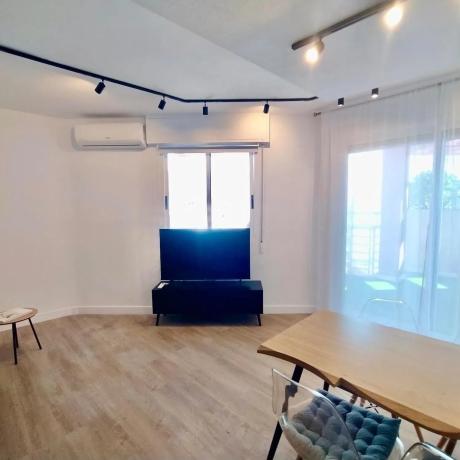 Dúplex en calle los Gases