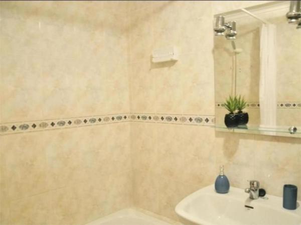 Estudio en Barrio Avenida Habaneras - Curva de Palangre