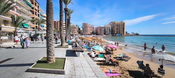 Estudio en avenida Habaneras, 40