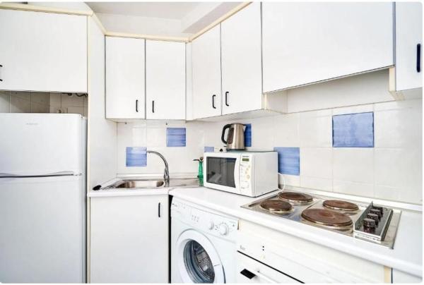 Estudio en calle la Sal, 5 -3