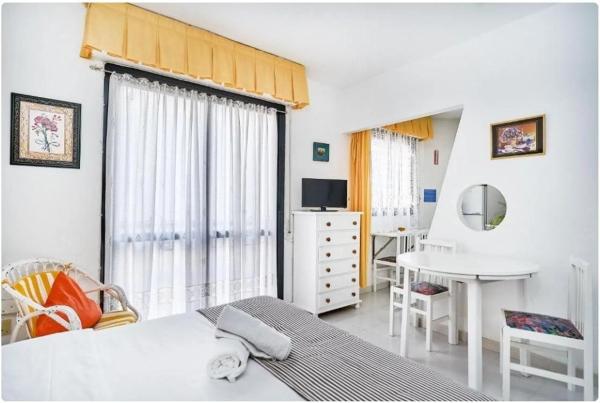 Estudio en calle la Sal, 5 -3