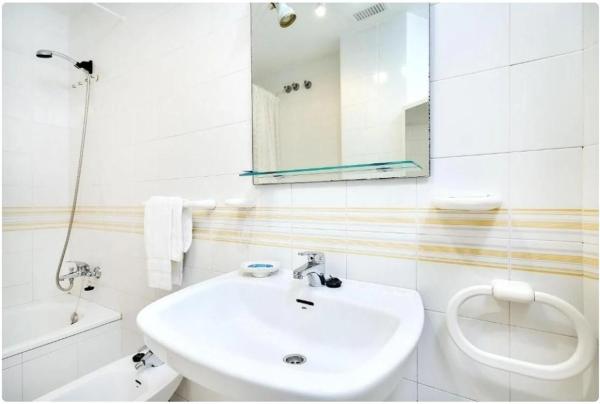 Estudio en calle la Sal, 5 -3