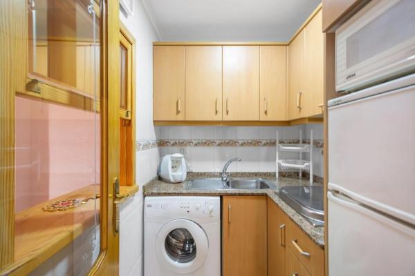 Piso en calle Bella Antonia, 2