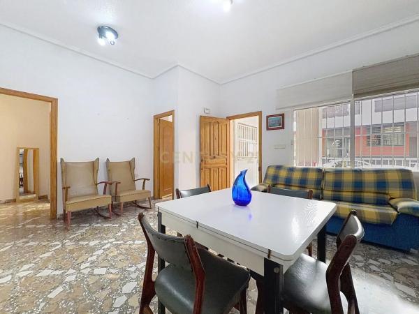 Piso en calle San Pascual, 220