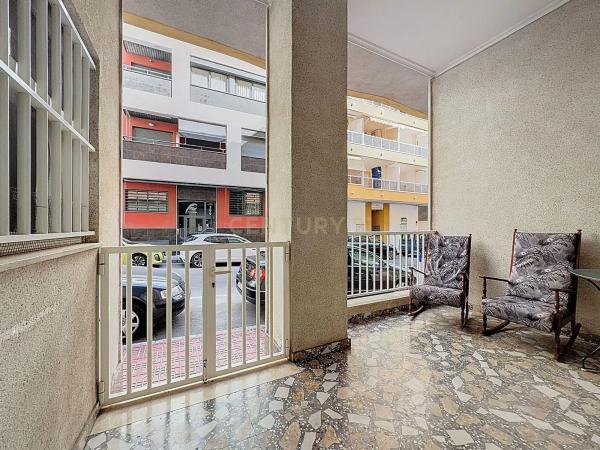 Piso en calle San Pascual, 220