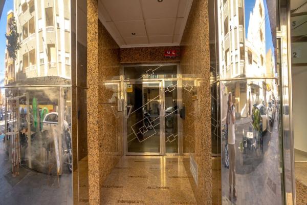 Piso en calle Caballero de Rodas