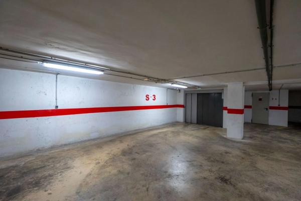 Piso en calle Caballero de Rodas