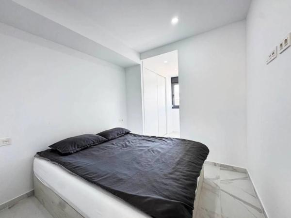 Ático en calle Ramón Gallud, 211