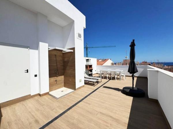 Ático en calle Ramón Gallud, 211