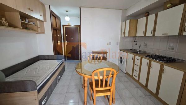 Estudio en Barrio Antonio Machado