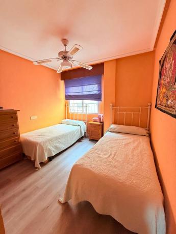 Piso en calle Moriones, 2