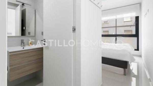 Piso en calle Maestro Francisco Casanovas, 53