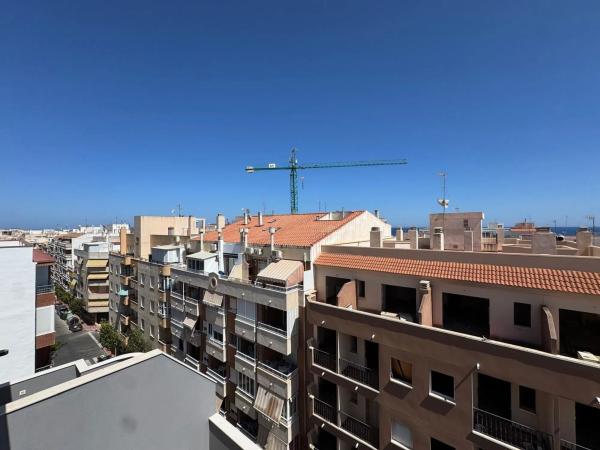 Ático en calle Ramón Gallud, 211