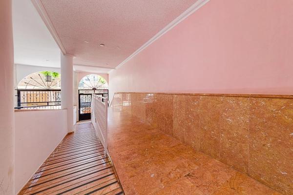 Piso en calle Caballero de Rodas