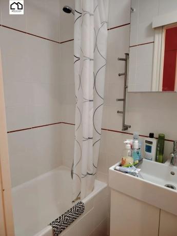 Estudio en calle los Gases