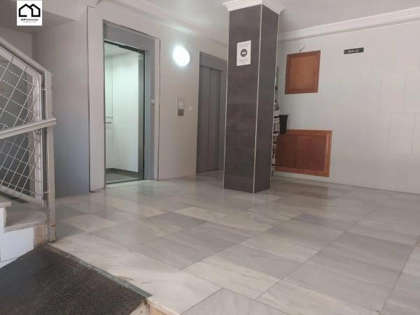 Estudio en calle los Gases