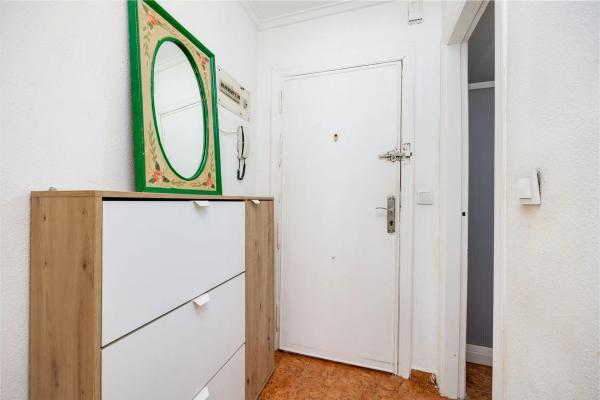 Estudio en avenida Diego Ramírez Pastor, 221