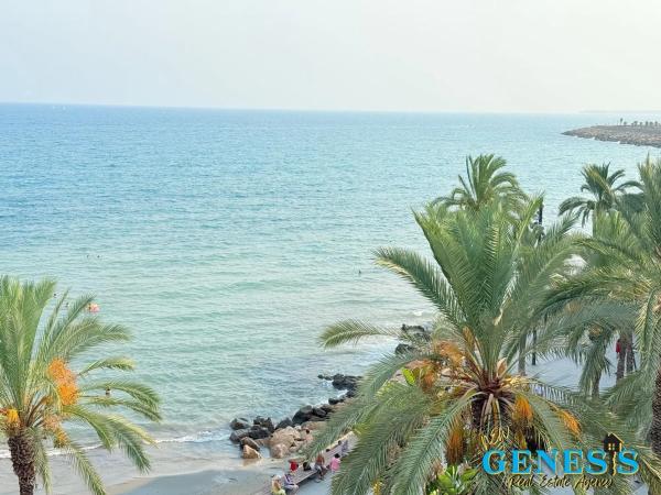 Ático en CL Moriones, 2