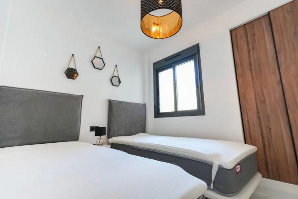 Chalet adosado en calle Moriones s/n