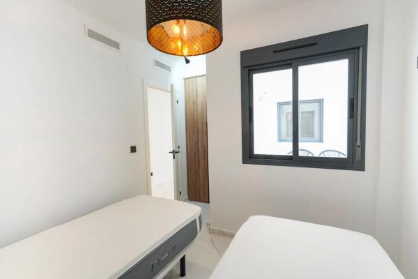 Chalet adosado en calle Moriones s/n