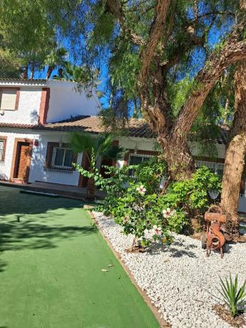 Casa independiente en vereda Liorna, 131