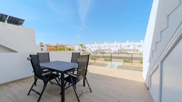 Casa independiente en calle Chirimolla