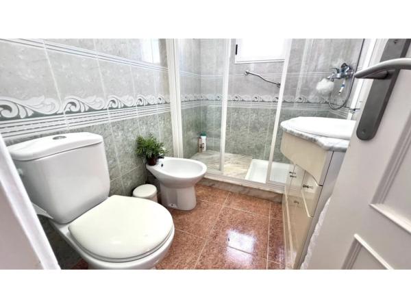 Chalet adosado en calle Manzano