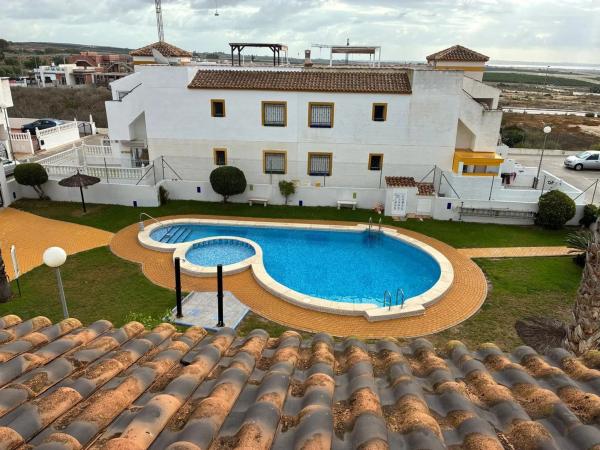 Ático en calle Albaricoquero, 198