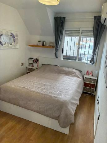 Ático en calle Albaricoquero, 198