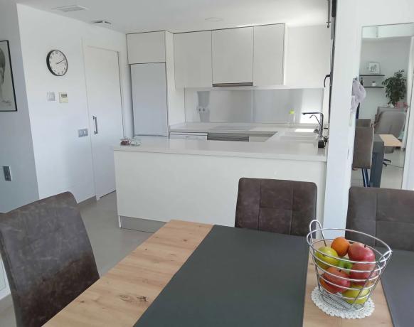 Casa independiente en calle Guanábano, 11 puerta 28