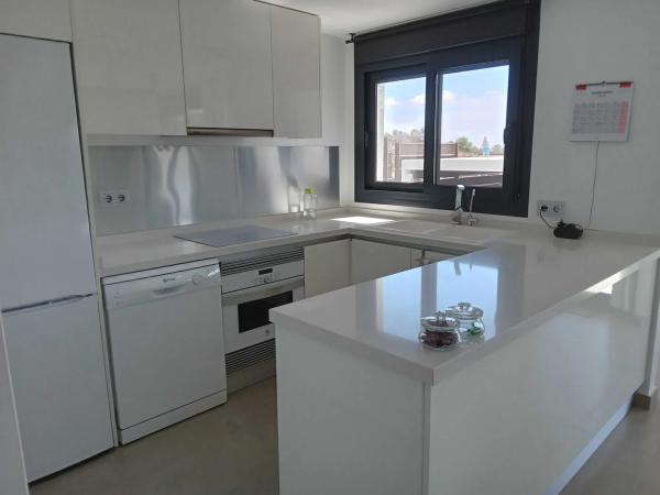 Casa independiente en calle Guanábano, 11 puerta 28