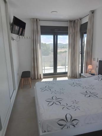 Casa independiente en calle Guanábano, 11 puerta 28