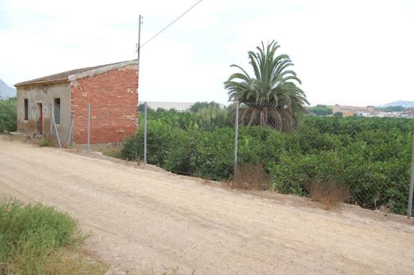Casa rural en vereda del Cementerio, 264