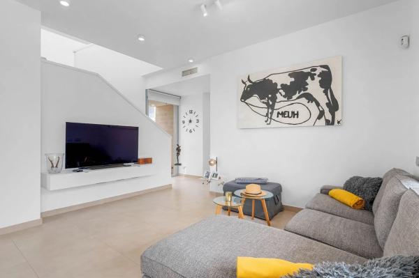 Casa independiente en avenida del Golf