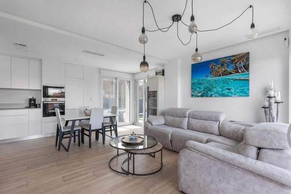 Chalet pareado en calle Guayaba, 46