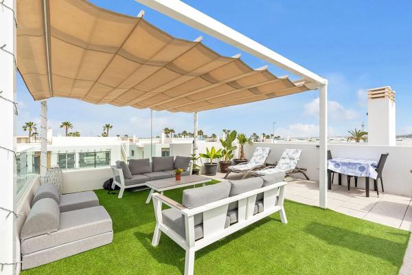 Chalet pareado en calle Guayaba, 46