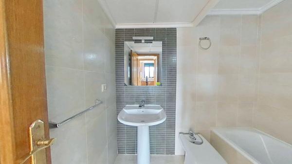 Piso en Desamparados-Hurchillo-Torremendo