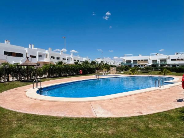 Casa independiente en calle Madroño, 35