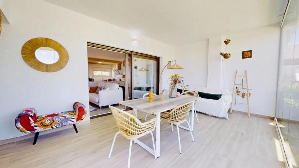 Casa independiente en calle Madroño, 35