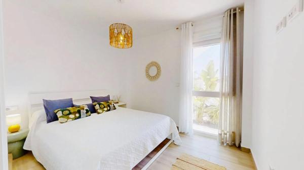 Casa independiente en calle Madroño, 35