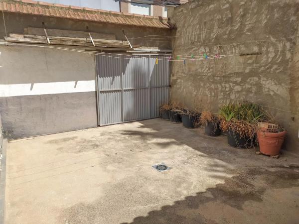 Chalet en carretera Beniel Desamparados