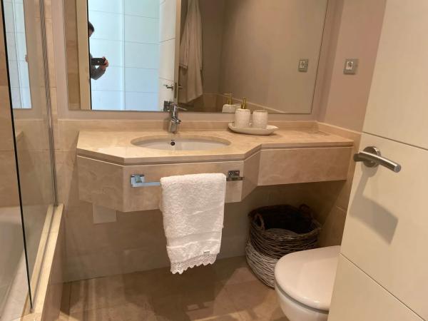 Piso en avenida de las Colinas, 3