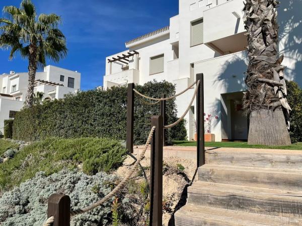 Piso en avenida de las Colinas, 3