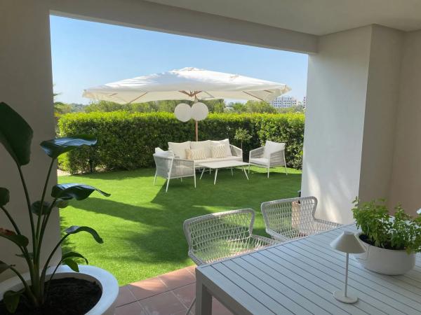 Piso en avenida de las Colinas, 3