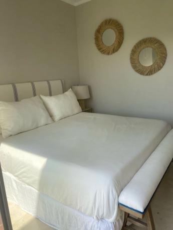 Piso en avenida de las Colinas, 3