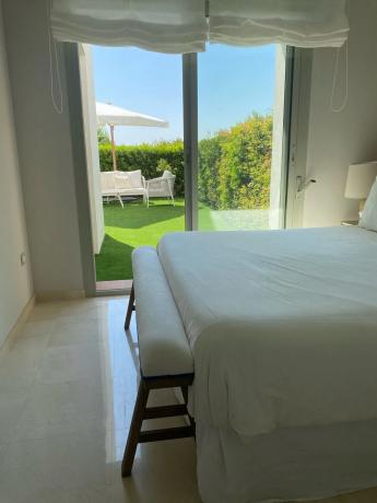 Piso en avenida de las Colinas, 3