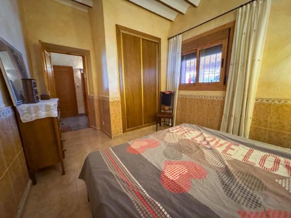 Casa independiente en Los Carrillos, 180