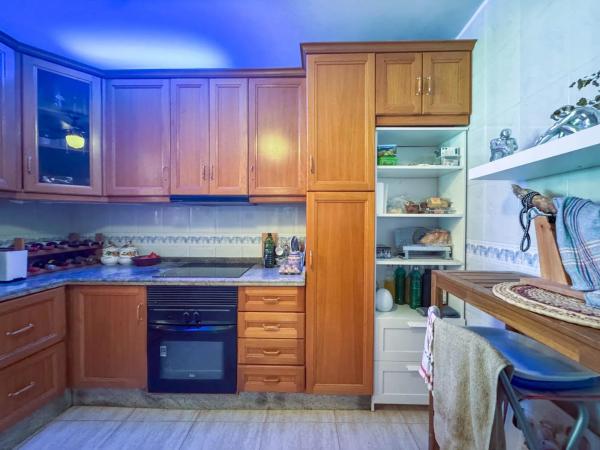 Casa independiente en Los Carrillos, 180