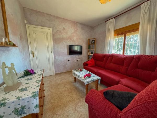 Casa independiente en Los Carrillos, 180