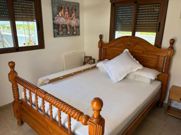 Casa independiente en camino de los Almendros, 3